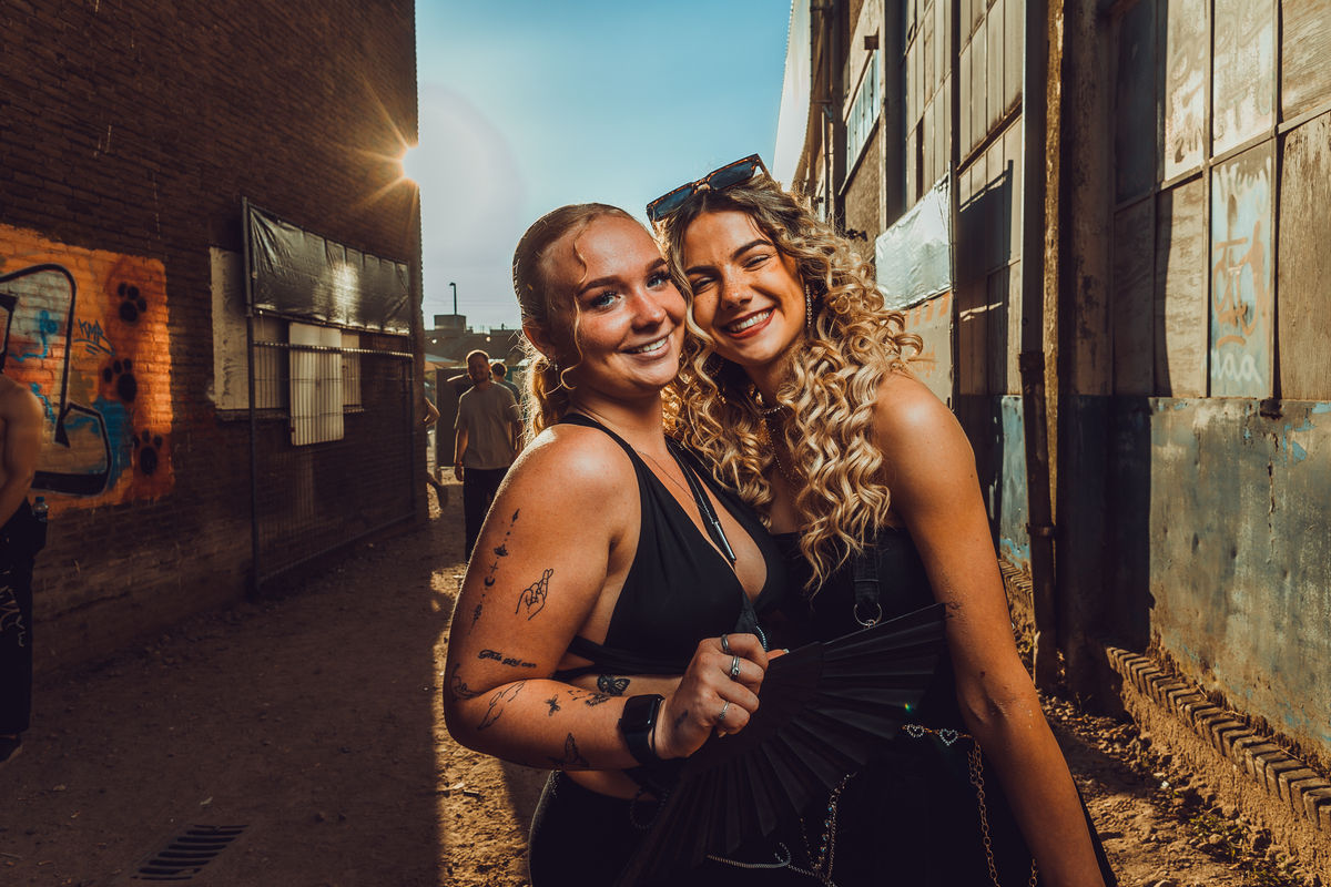 Loading... just a sec